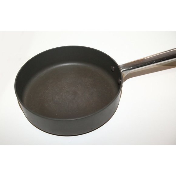 Anolon Professional 3 Qt/2.8L Hard-Anodized Quality Gourmet Saucepan Pot Pre Own - Picture 1 of 6